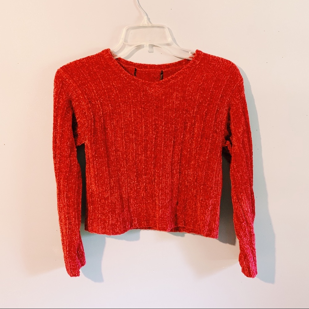 Red cropped sweater